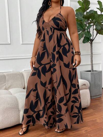 Macaquinho Plus Size com Pescoço Halter, Cintura Amarrada e Pernas Largas, Roupa de Resort